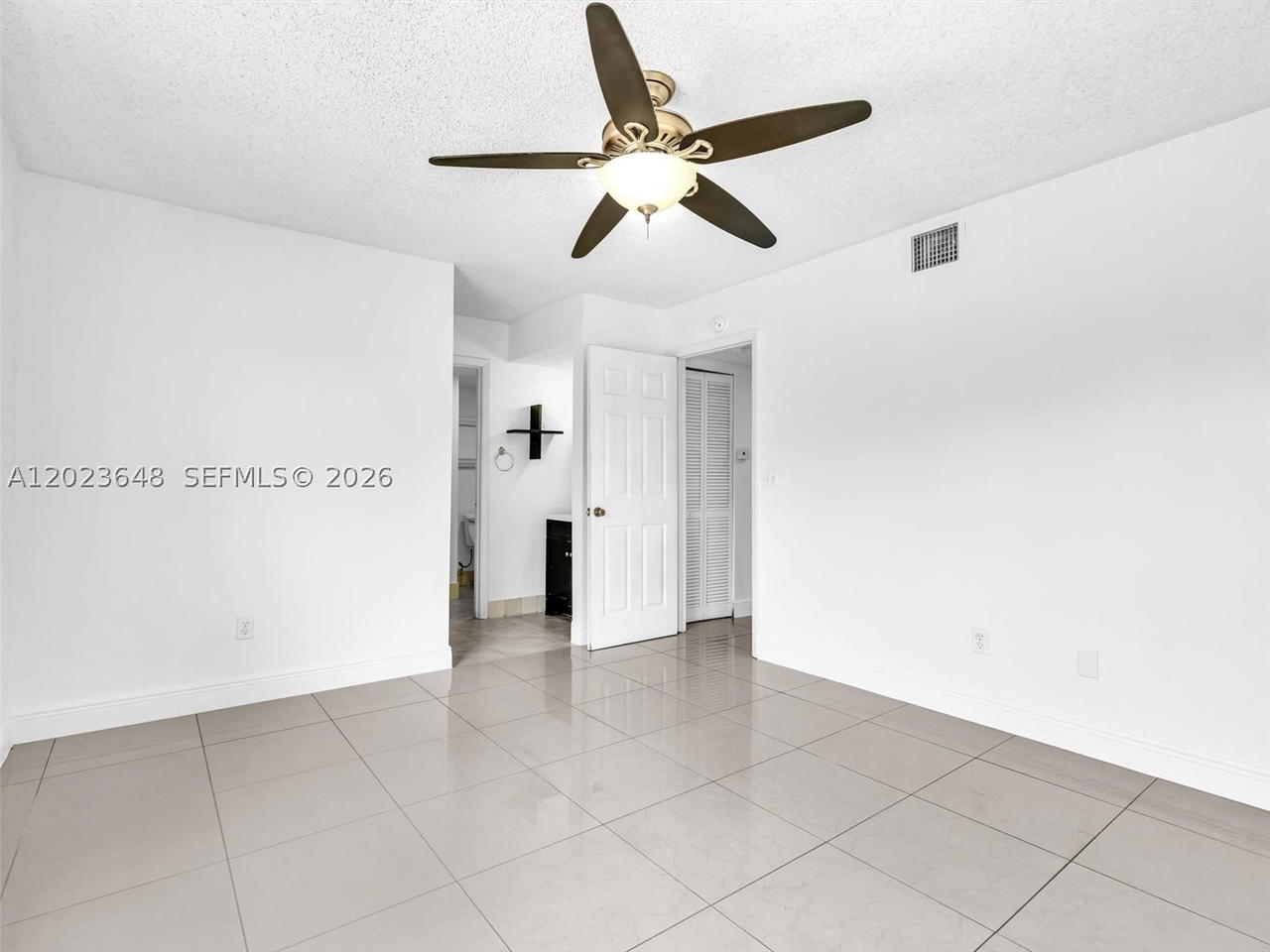 Real estate property located at 18850 57th Ave #208, Miami-dade, Villa Rustica I Condo, Hialeah, FL