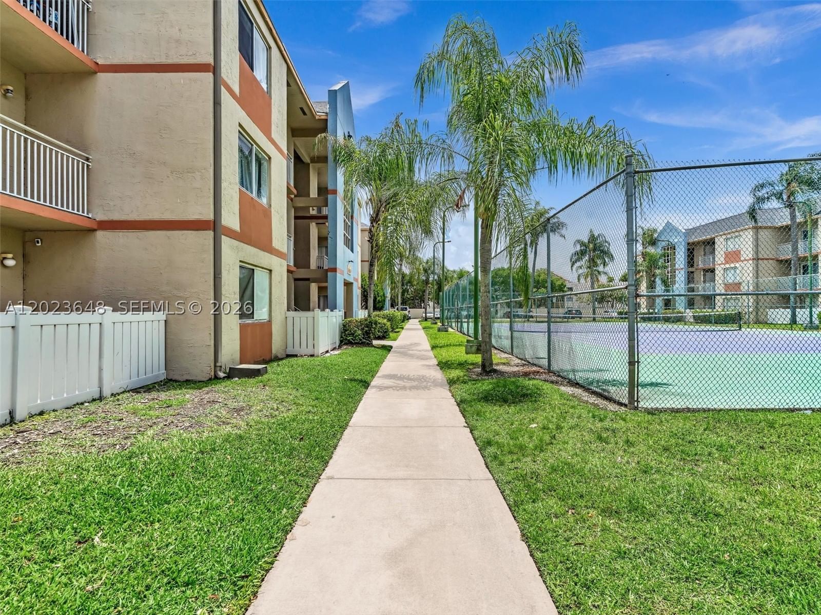 Real estate property located at 18850 57th Ave #208, Miami-dade, Villa Rustica I Condo, Hialeah, FL