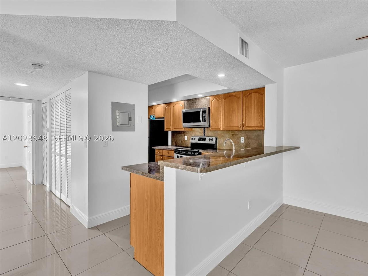 Real estate property located at 18850 57th Ave #208, Miami-dade, Villa Rustica I Condo, Hialeah, FL