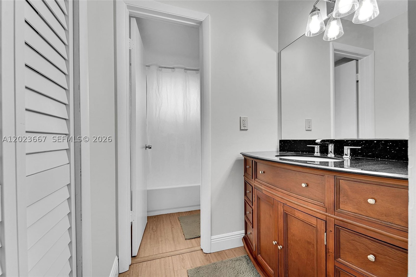 Real estate property located at 8405 61st St D207, Broward, Fairways Of Tamarac Condo, Tamarac, FL