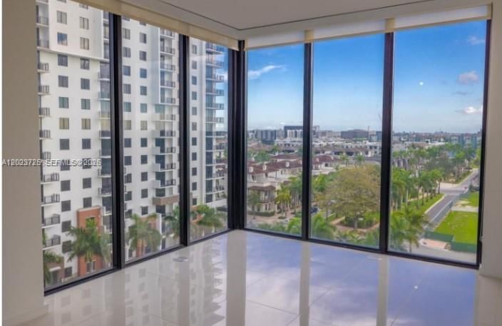 Real estate property located at 5252 85th Ave #601, Miami-dade, 5252 Paseo Condo, Doral, FL