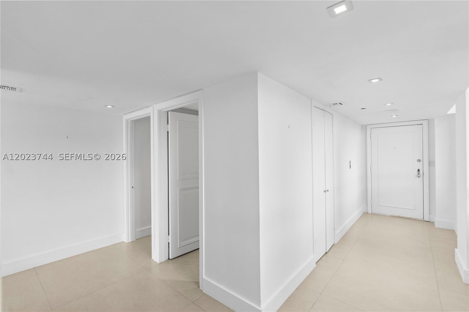 Real estate property located at 1541 Brickell Ave C1607, Miami-dade, The Palace Condo, Miami, FL