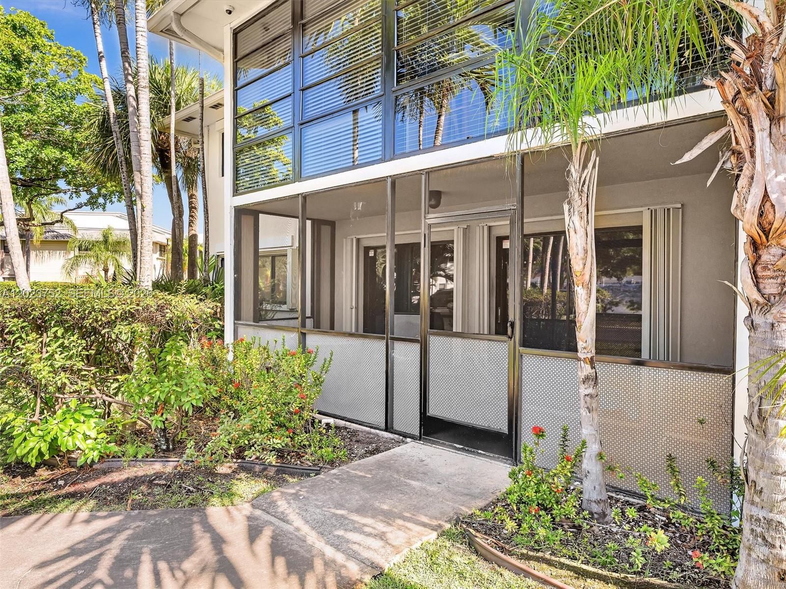 Real estate property located at 831 199th St #101-34, Miami-dade, Carmel At California Cl C, Miami, FL