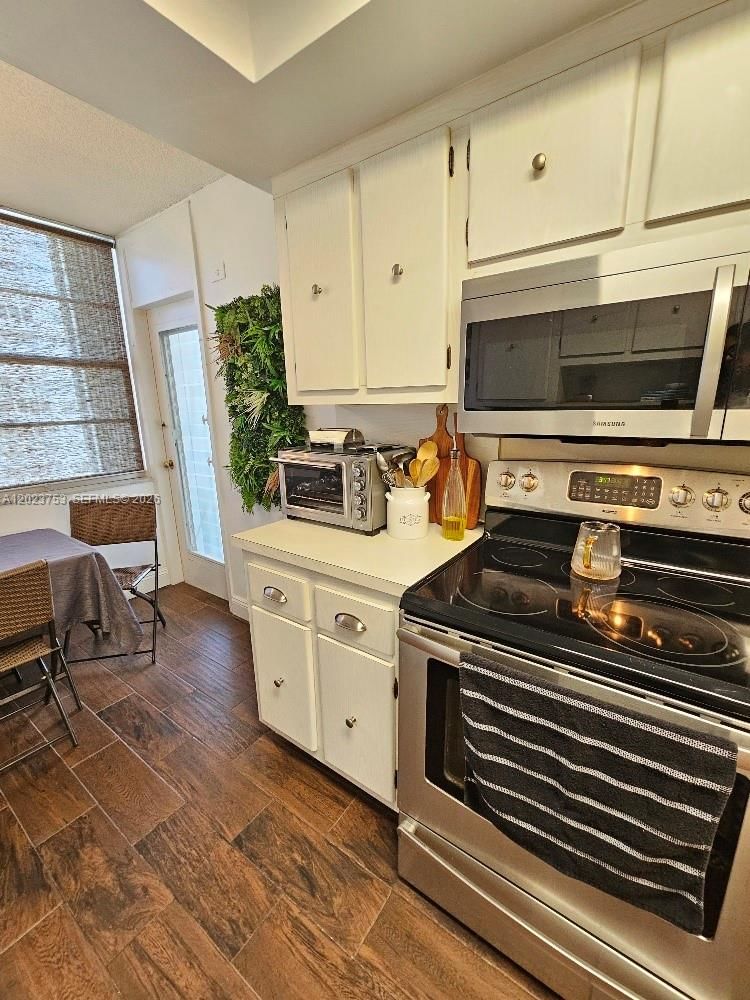 Real estate property located at 18061 Biscayne Blvd #901, Miami-dade, Del Prado Marina, Aventura, FL