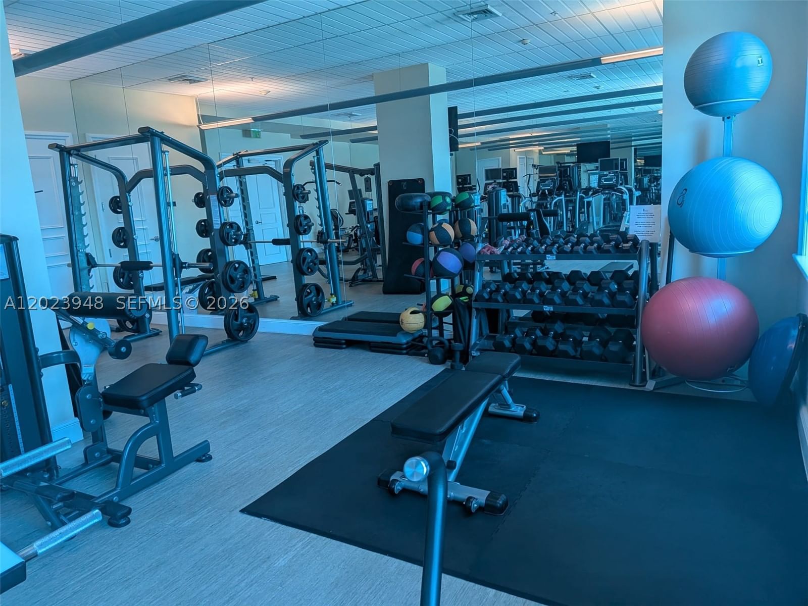 Real estate property located at 403 Sapodilla Ave #803, Palm Beach, Metropolitan Condo, West Palm Beach, FL