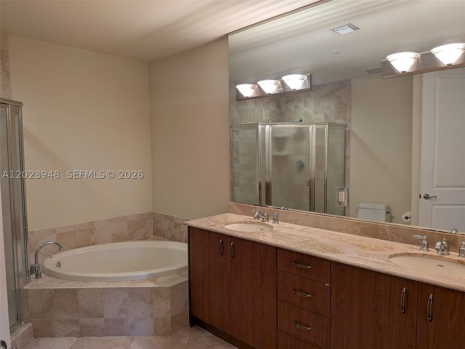 Real estate property located at 403 Sapodilla Ave #803, Palm Beach, Metropolitan Condo, West Palm Beach, FL