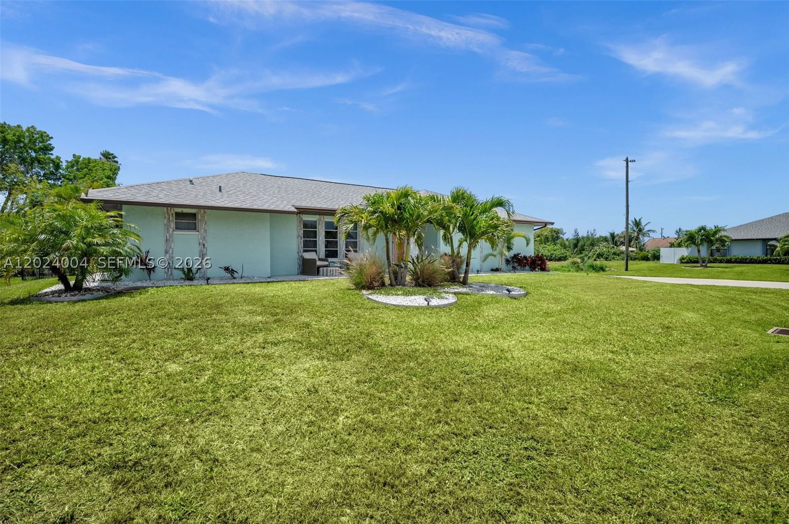 Real estate property located at 2102 8th Street, Lee, Cape Coral, Cape Coral, FL