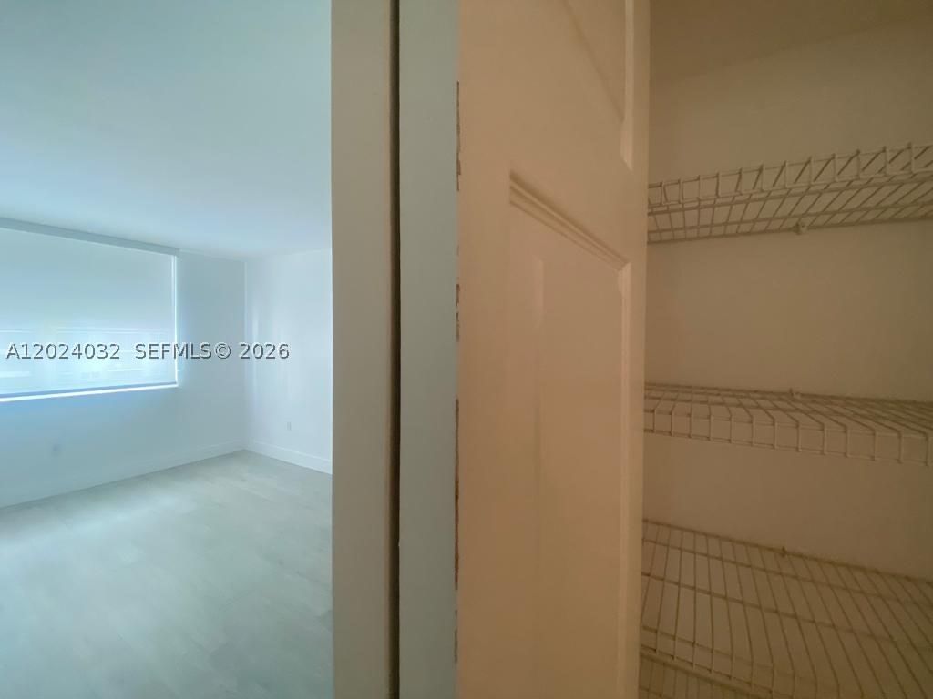 Real estate property located at 1155 Brickell Bay Dr #1202, Miami-dade, The Mark On Brickell Cond, Miami, FL