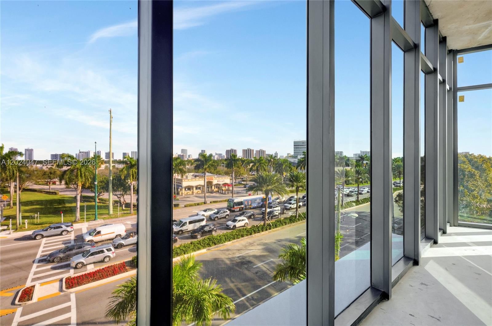 Real estate property located at 21290 biscayne #306, Miami-dade, Aventura, FL