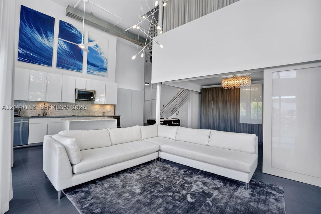 Real estate property located at 900 4th St #6, Miami-dade, The Manhattan Condo, Miami Beach, FL