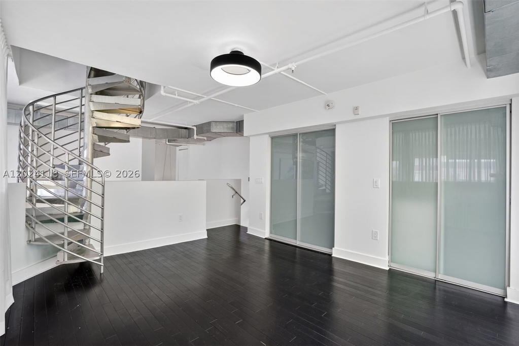 Real estate property located at 900 4th St #6, Miami-dade, The Manhattan Condo, Miami Beach, FL
