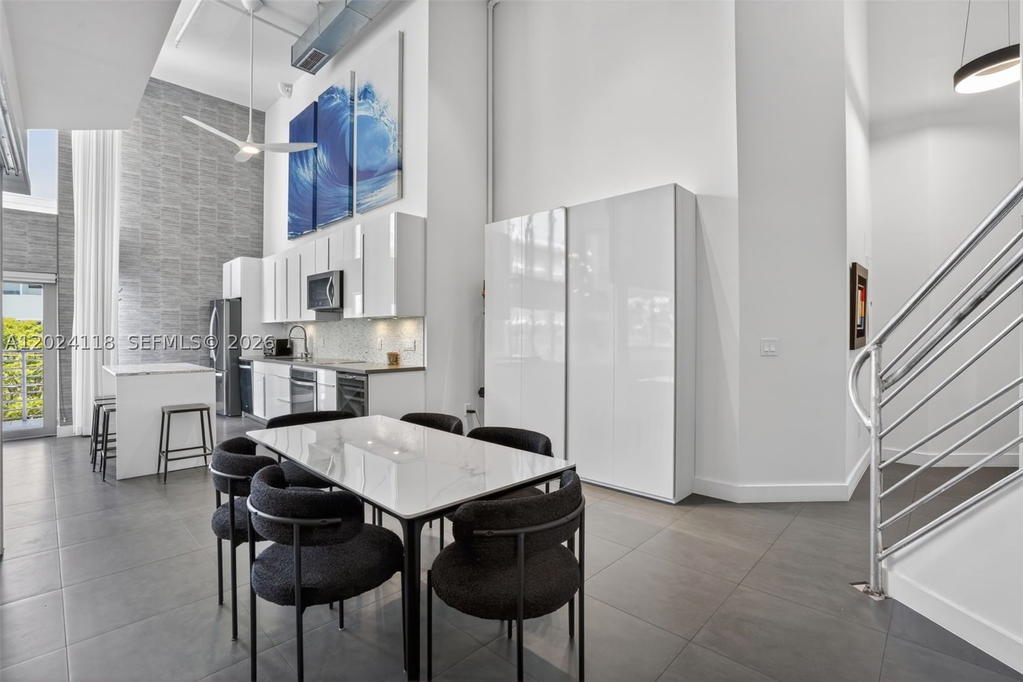 Real estate property located at 900 4th St #6, Miami-dade, The Manhattan Condo, Miami Beach, FL