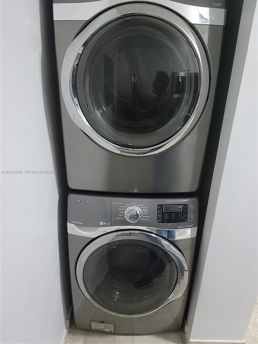 Real estate property located at 5900 Collins Ave #404, Miami-dade, The Grandview Condo, Miami Beach, FL