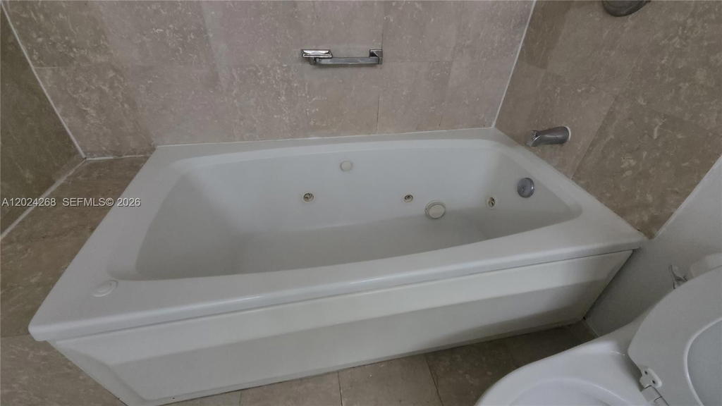 Real estate property located at 5900 Collins Ave #404, Miami-dade, The Grandview Condo, Miami Beach, FL