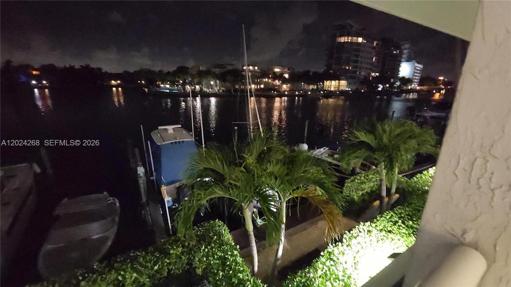 Real estate property located at 5900 Collins Ave #404, Miami-dade, The Grandview Condo, Miami Beach, FL