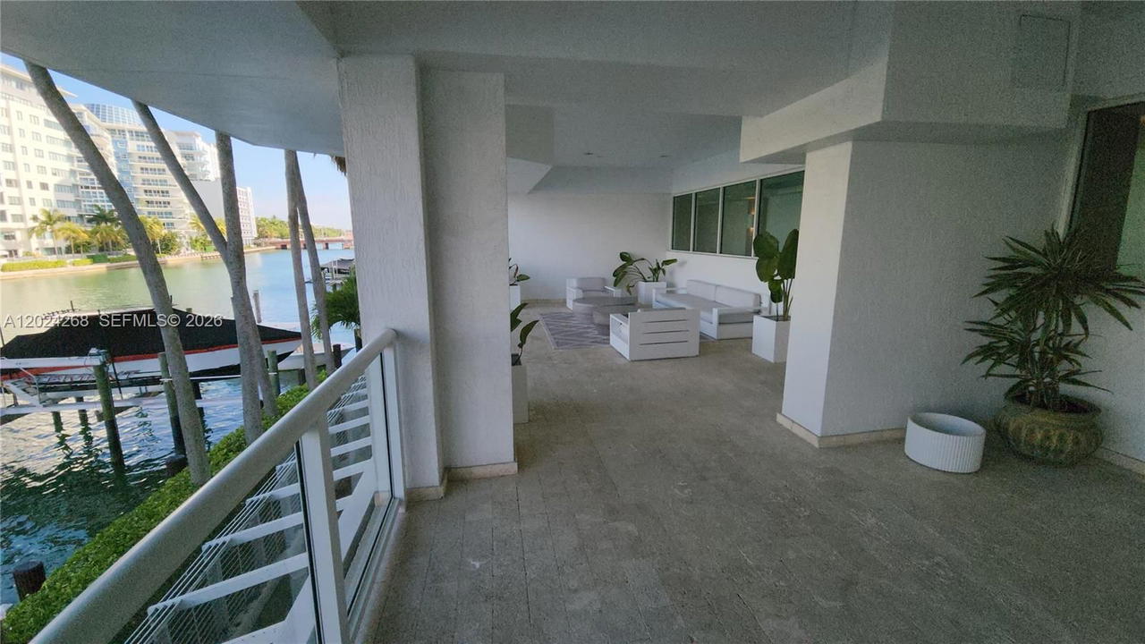 Real estate property located at 5900 Collins Ave #404, Miami-dade, The Grandview Condo, Miami Beach, FL