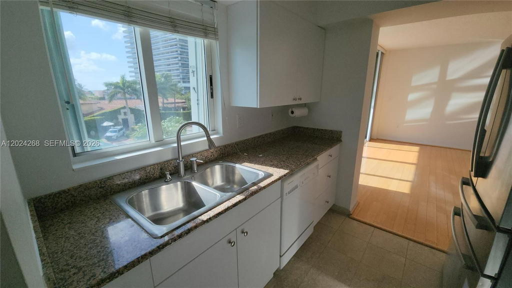 Real estate property located at 5900 Collins Ave #404, Miami-dade, The Grandview Condo, Miami Beach, FL
