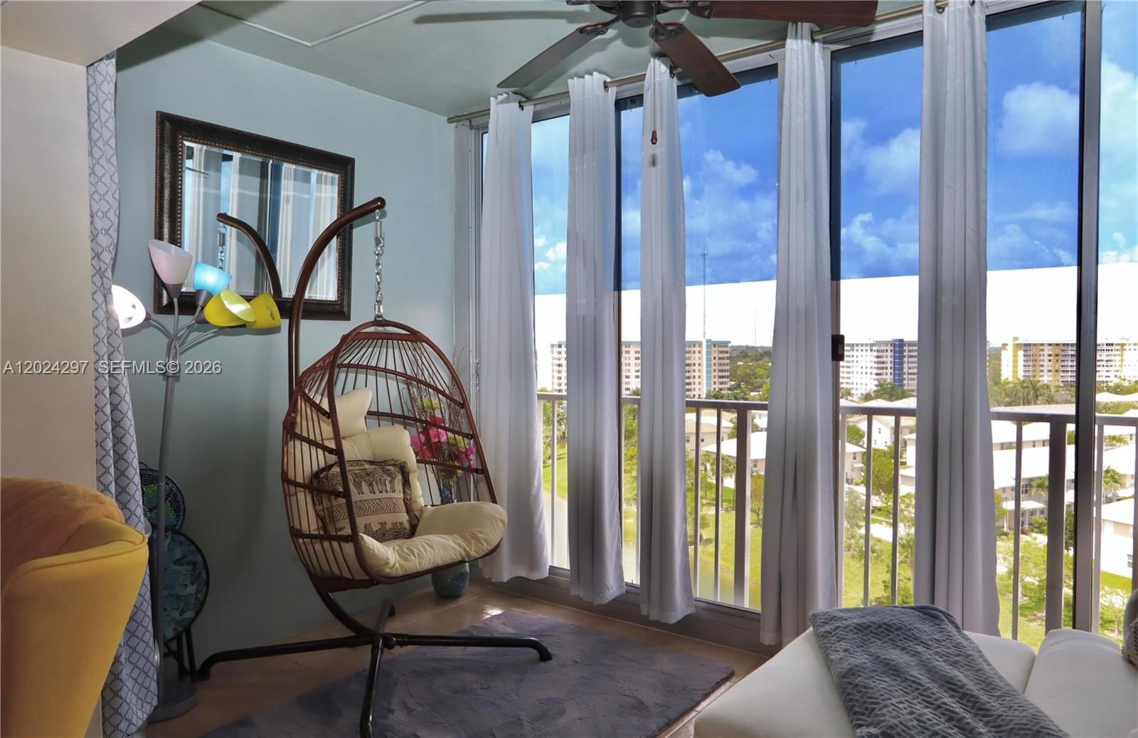 Real estate property located at 3850 Washington St #1010, Broward, Hillcrest East No 27 Cond, Hollywood, FL