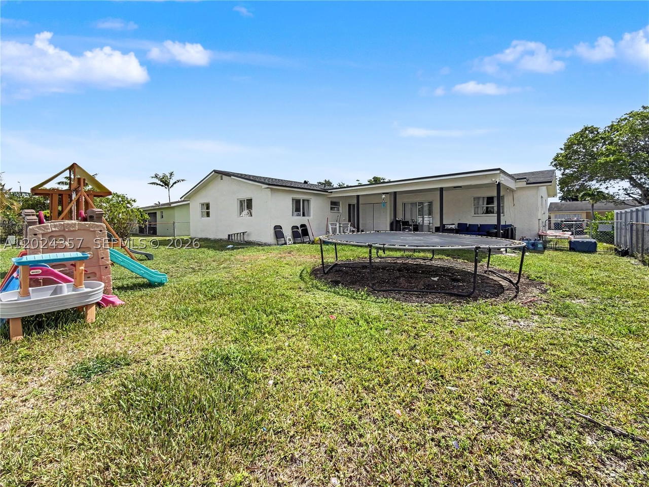 Real estate property located at 16912 107th Pl, Miami-dade, Southland Pines, Miami, FL