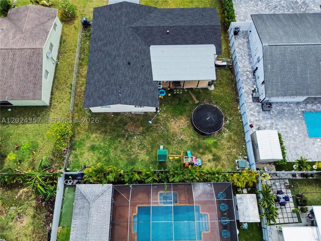 Real estate property located at 16912 107th Pl, Miami-dade, Southland Pines, Miami, FL