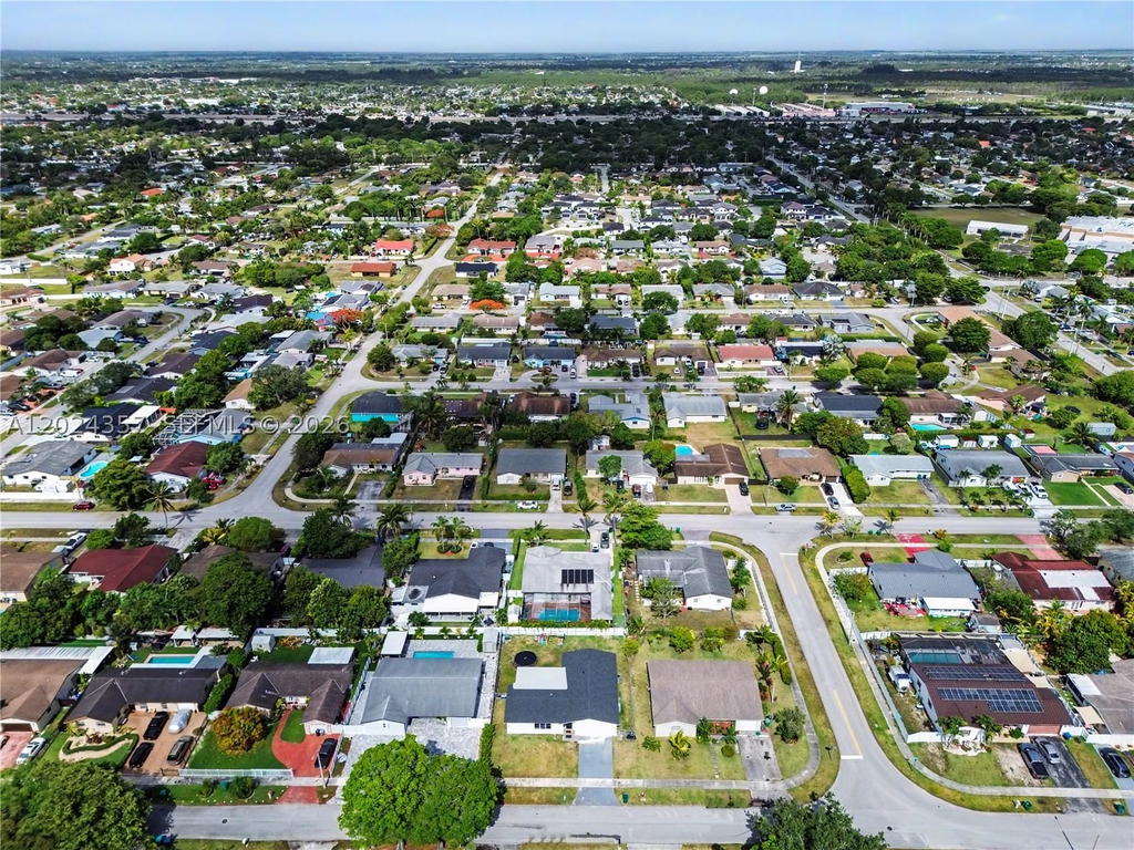 Real estate property located at 16912 107th Pl, Miami-dade, Southland Pines, Miami, FL