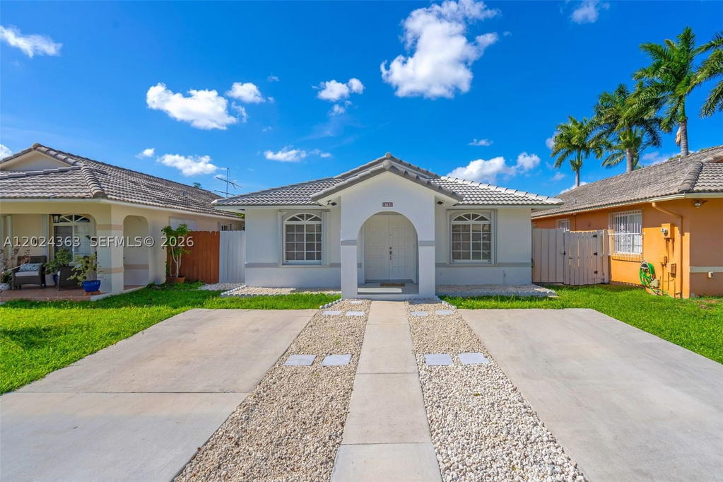 Real estate property located at 9703 127th St, Miami-dade, Golden Eagle Estates Sec, Hialeah Gardens, FL