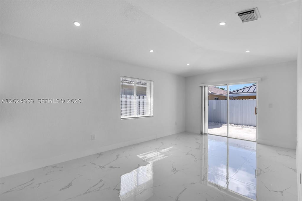 Real estate property located at 9703 127th St, Miami-dade, Golden Eagle Estates Sec, Hialeah Gardens, FL