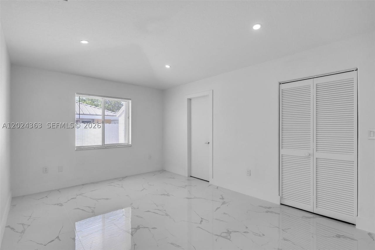 Real estate property located at 9703 127th St, Miami-dade, Golden Eagle Estates Sec, Hialeah Gardens, FL