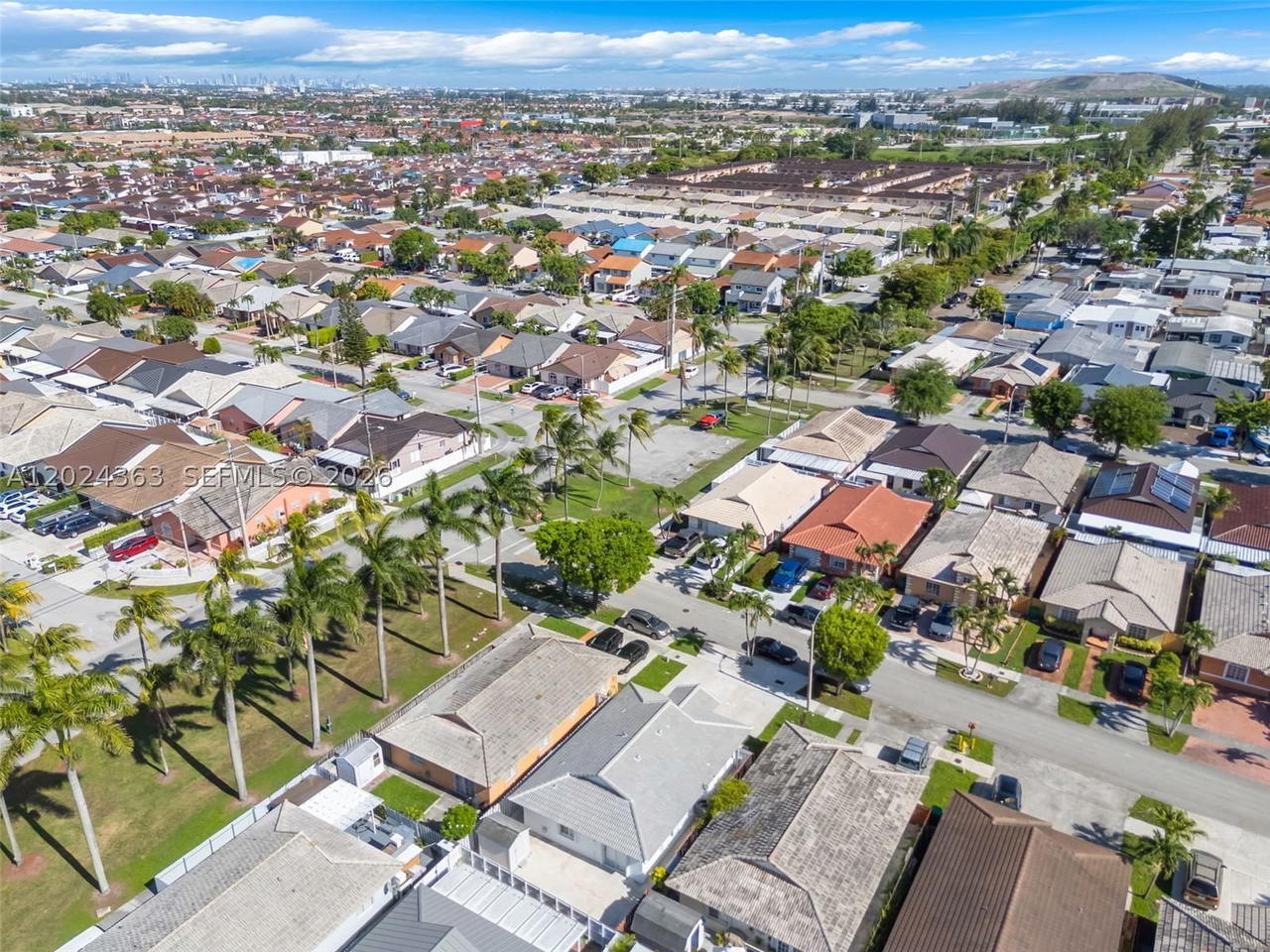 Real estate property located at 9703 127th St, Miami-dade, Golden Eagle Estates Sec, Hialeah Gardens, FL