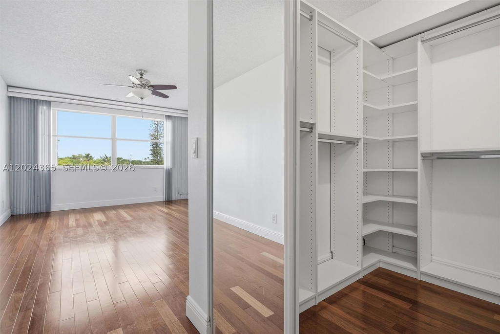 Real estate property located at 2521 104th Ave #302, Broward, Sunrise Lakes 211 Condo, Sunrise, FL
