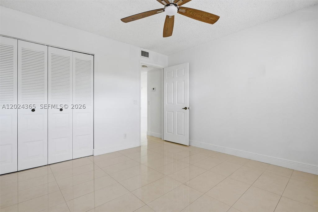 Real estate property located at 2521 104th Ave #302, Broward, Sunrise Lakes 211 Condo, Sunrise, FL