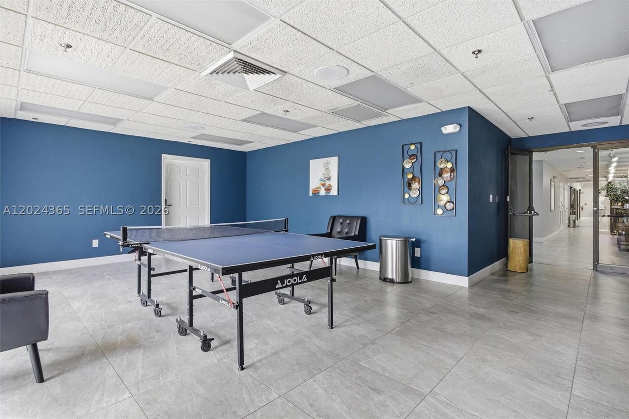 Real estate property located at 2521 104th Ave #302, Broward, Sunrise Lakes 211 Condo, Sunrise, FL