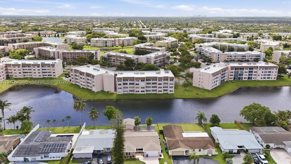 Real estate property located at 2521 104th Ave #302, Broward, Sunrise Lakes 211 Condo, Sunrise, FL