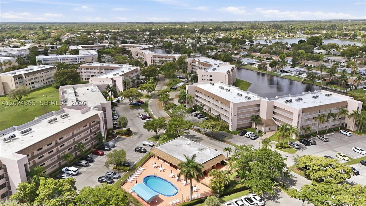 Real estate property located at 2521 104th Ave #302, Broward, Sunrise Lakes 211 Condo, Sunrise, FL