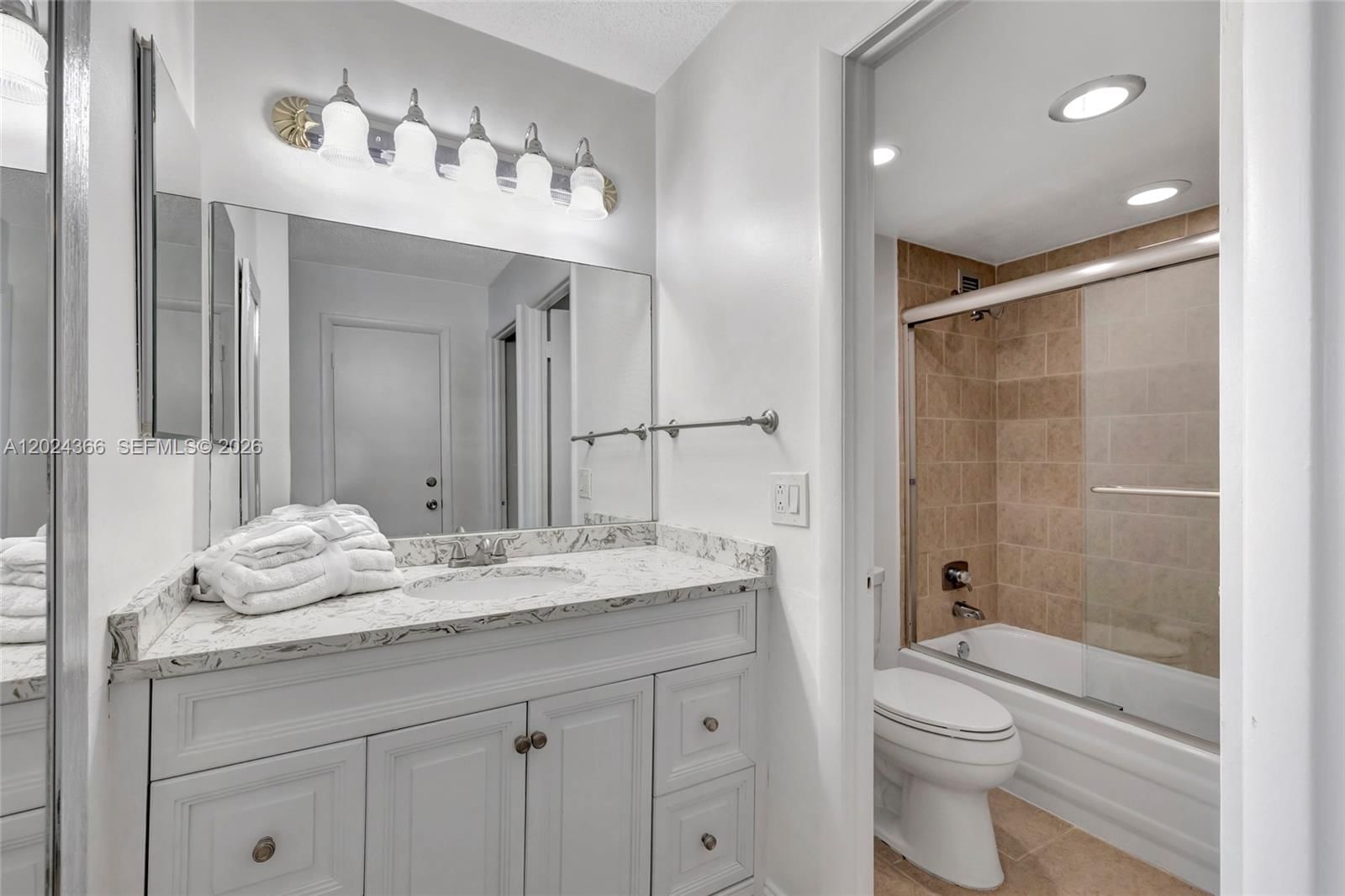Real estate property located at 3015 Ocean Blvd #6A, Broward, Berkley South Condo, Fort Lauderdale, FL