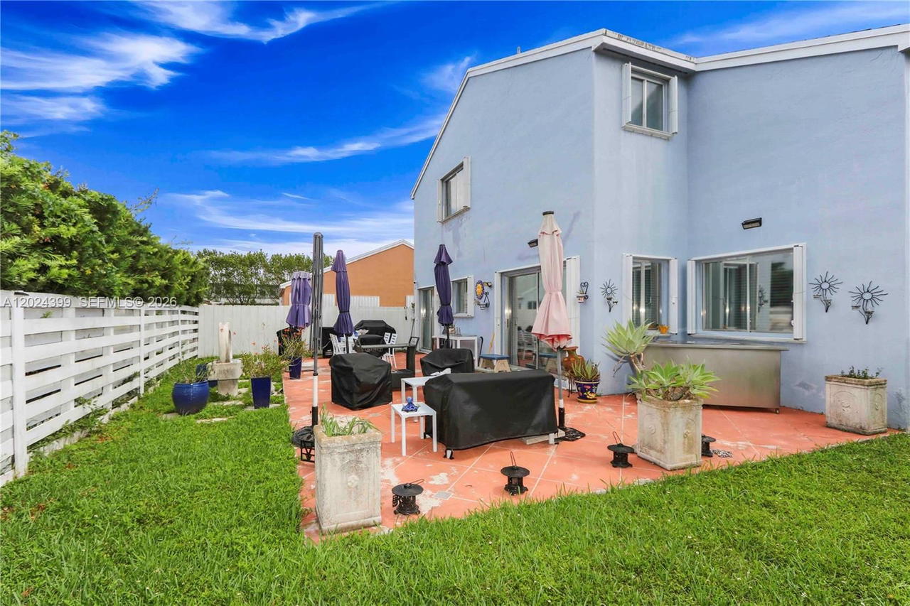 Real estate property located at 14454 138th Ct, Miami-dade, Weitzer Country Homes, Miami, FL