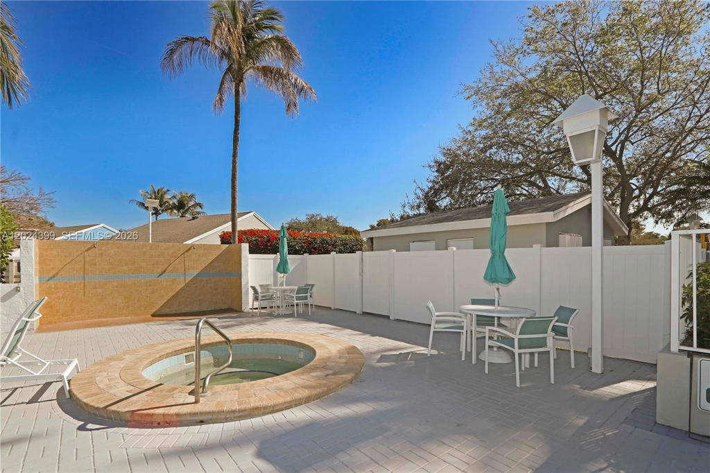 Real estate property located at 14454 138th Ct, Miami-dade, Weitzer Country Homes, Miami, FL