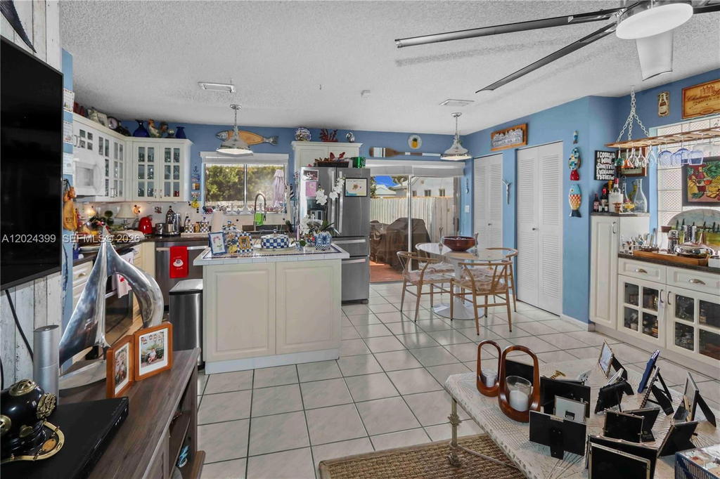 Real estate property located at 14454 138th Ct, Miami-dade, Weitzer Country Homes, Miami, FL