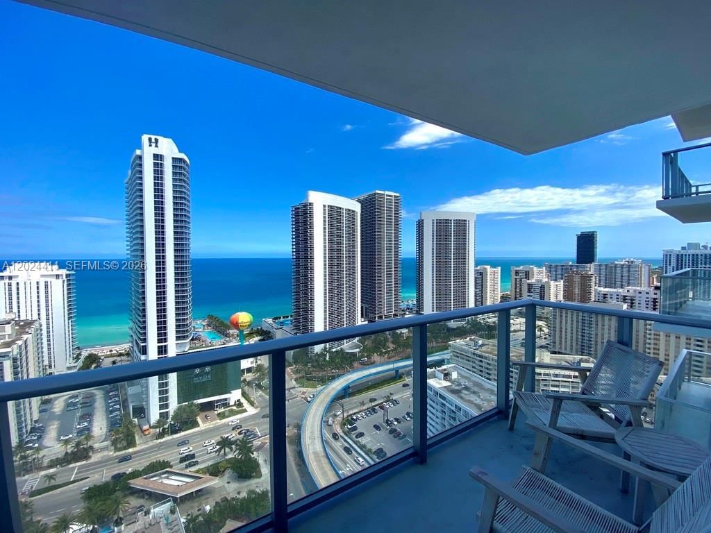 Real estate property located at 4010 Ocean Dr R2607, Broward, 4010 South Ocean Condo, Hollywood, FL