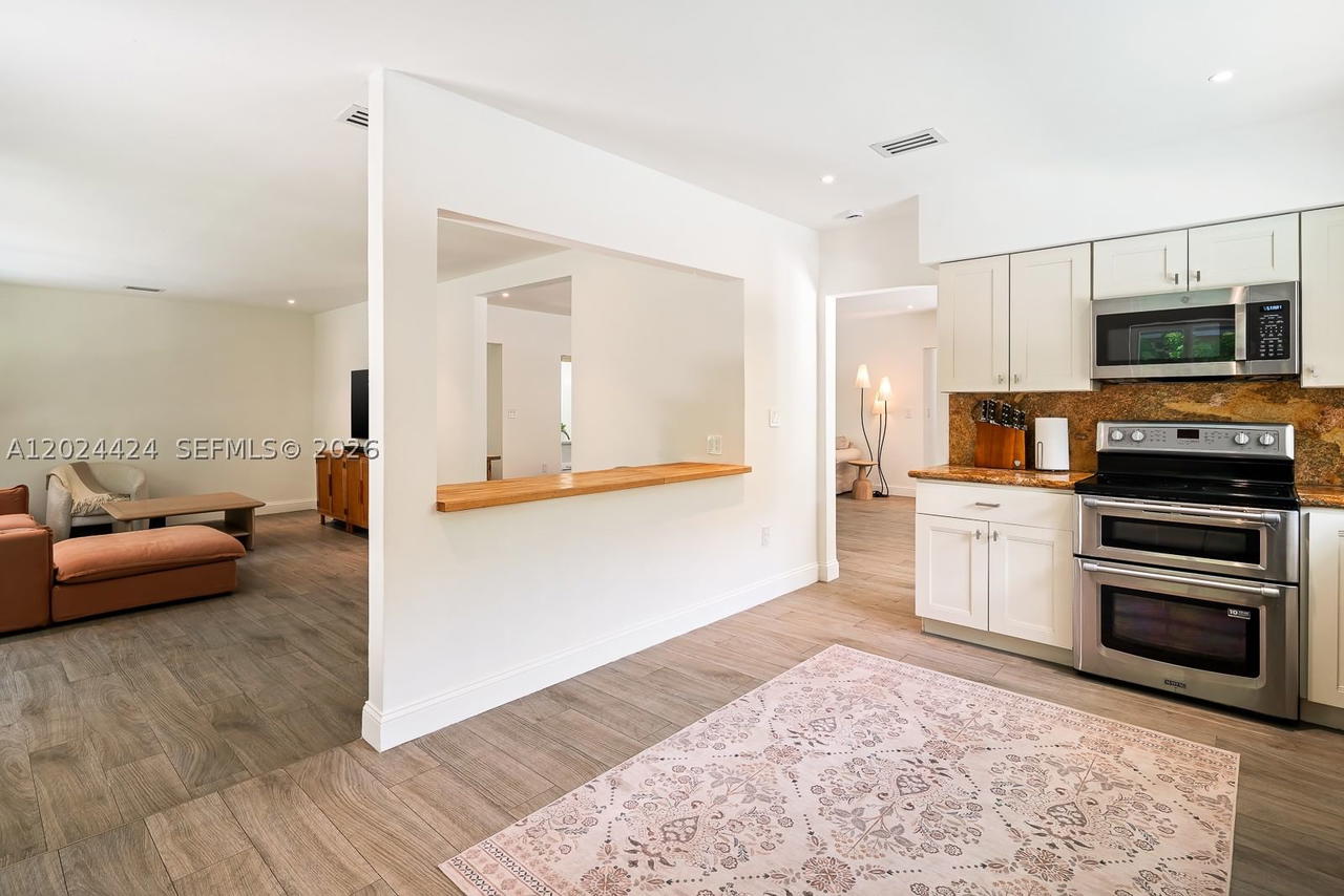 Real estate property located at 2508 Anderson Rd, Miami-dade, Coral Gables Sec A, Coral Gables, FL