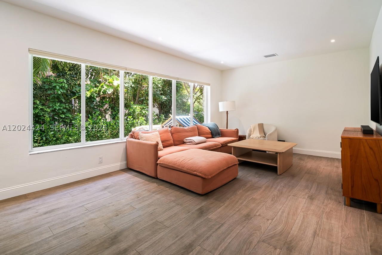 Real estate property located at 2508 Anderson Rd, Miami-dade, Coral Gables Sec A, Coral Gables, FL