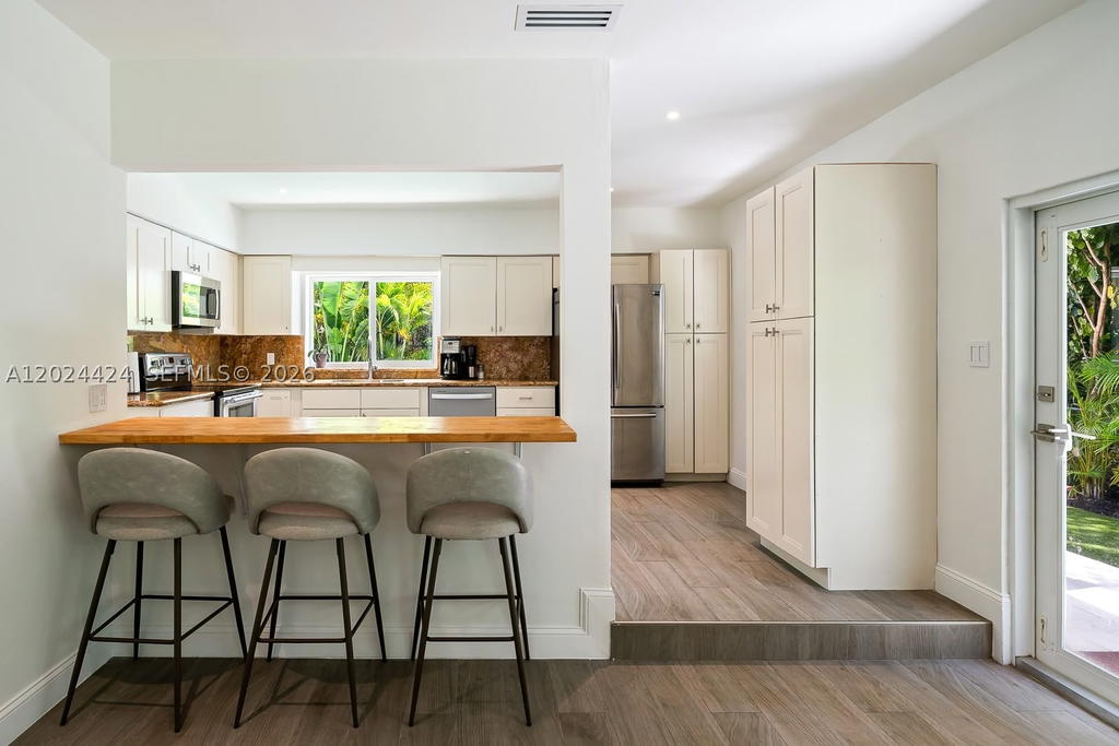 Real estate property located at 2508 Anderson Rd, Miami-dade, Coral Gables Sec A, Coral Gables, FL