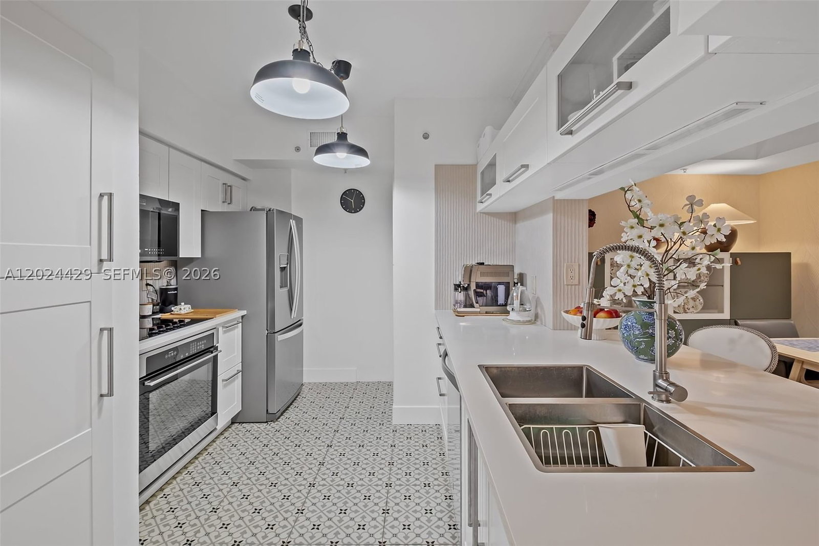 Real estate property located at 17145 Bay Rd #4204, Miami-dade, Porto Bellagio Condo, Sunny Isles Beach, FL