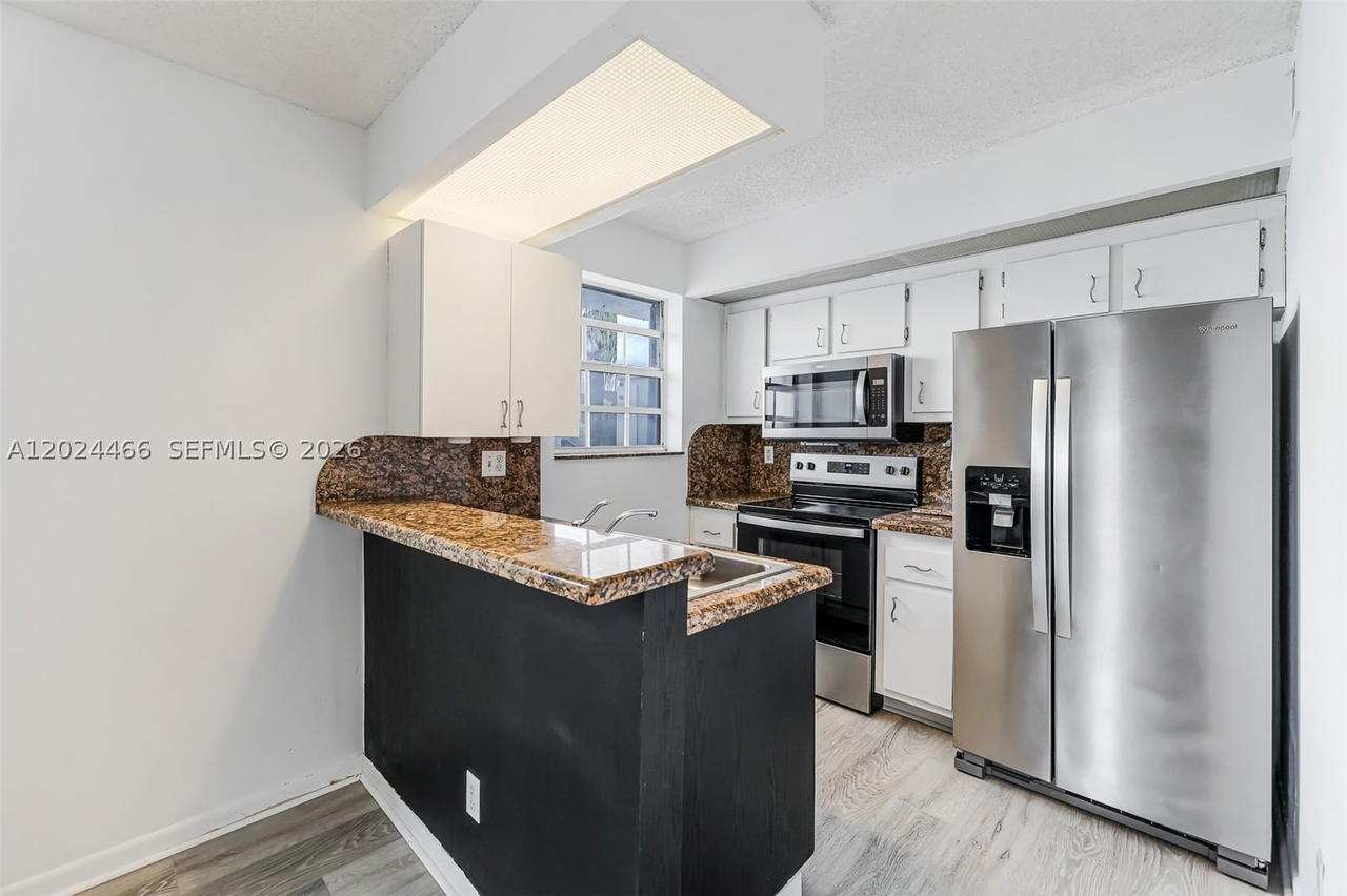 Real estate property located at 2608 19th Ct #204-A, Miami-dade, Keys Gate Condo No One, Homestead, FL