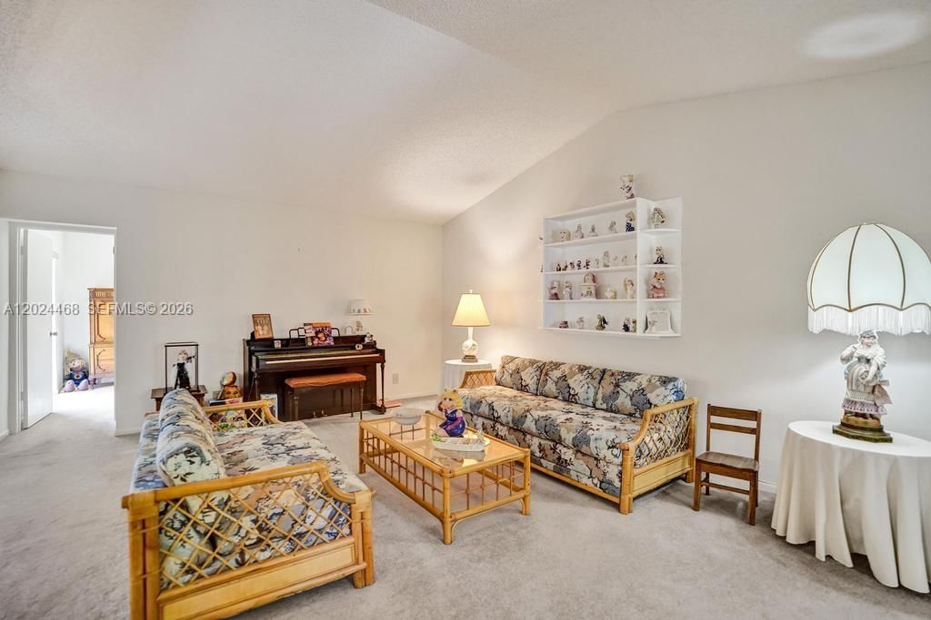 Real estate property located at 2266 Seagrape Cir, Broward, Tartan Coconut Creek Phas, Coconut Creek, FL