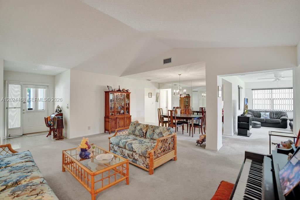 Real estate property located at 2266 Seagrape Cir, Broward, Tartan Coconut Creek Phas, Coconut Creek, FL