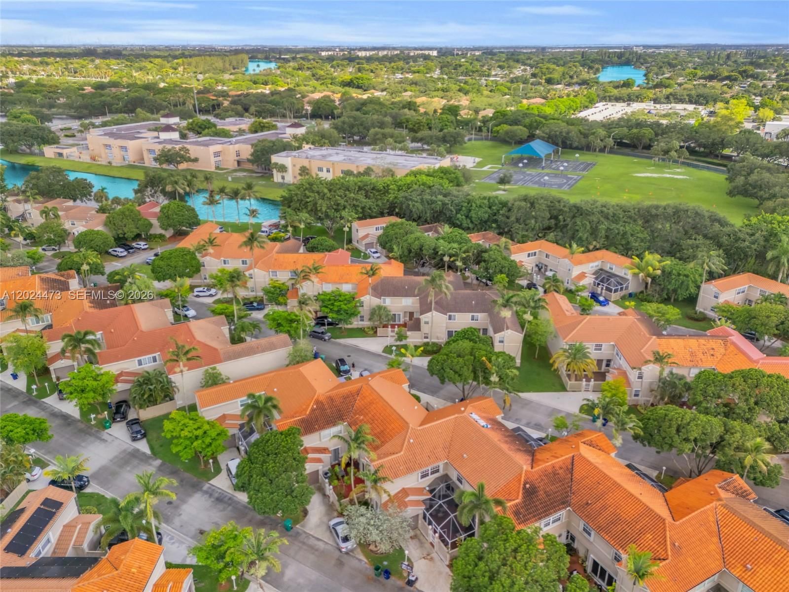 Real estate property located at 11022 Chandler Dr, Broward, Embassy Lakes, Cooper City, FL