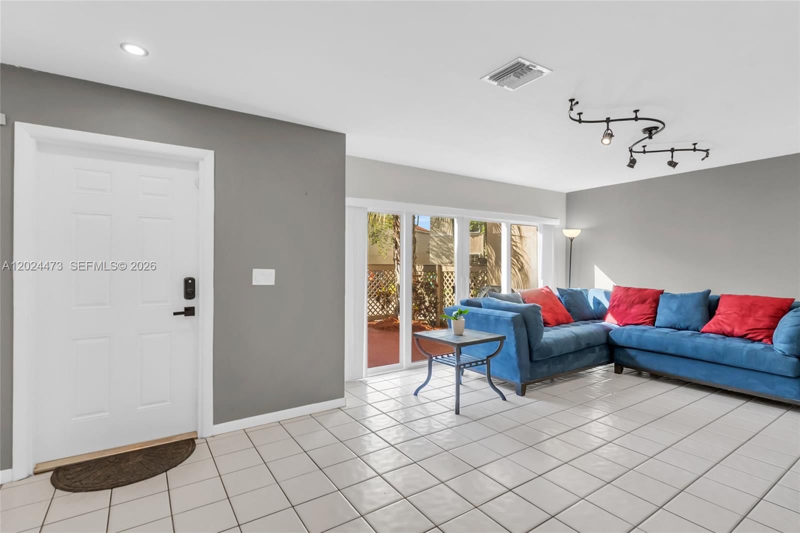 Real estate property located at 11022 Chandler Dr, Broward, Embassy Lakes, Cooper City, FL
