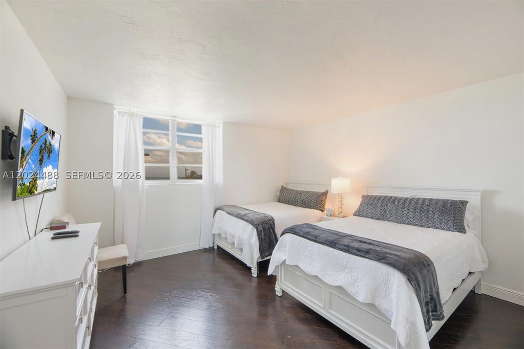 Real estate property located at 3801 Ocean Drive #5L, Broward, Tides On Hollywood Beach, Hollywood, FL