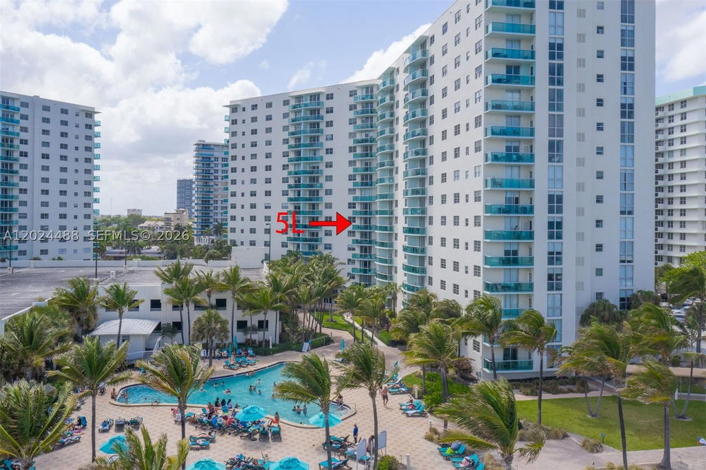 Real estate property located at 3801 Ocean Drive #5L, Broward, Tides On Hollywood Beach, Hollywood, FL